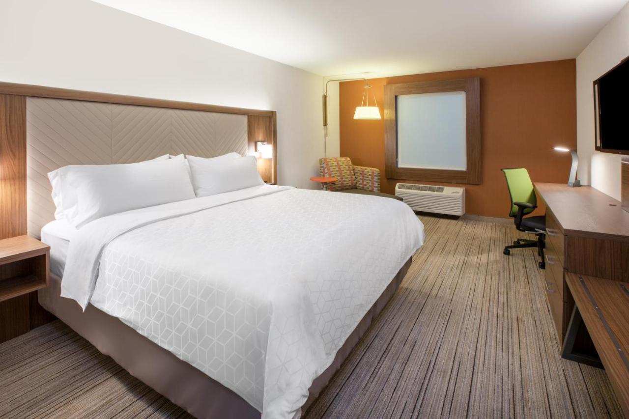 Holiday Inn Express & Suites - Canton By Ihg Dış mekan fotoğraf