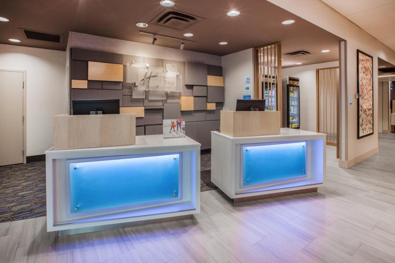 Holiday Inn Express & Suites - Canton By Ihg Dış mekan fotoğraf