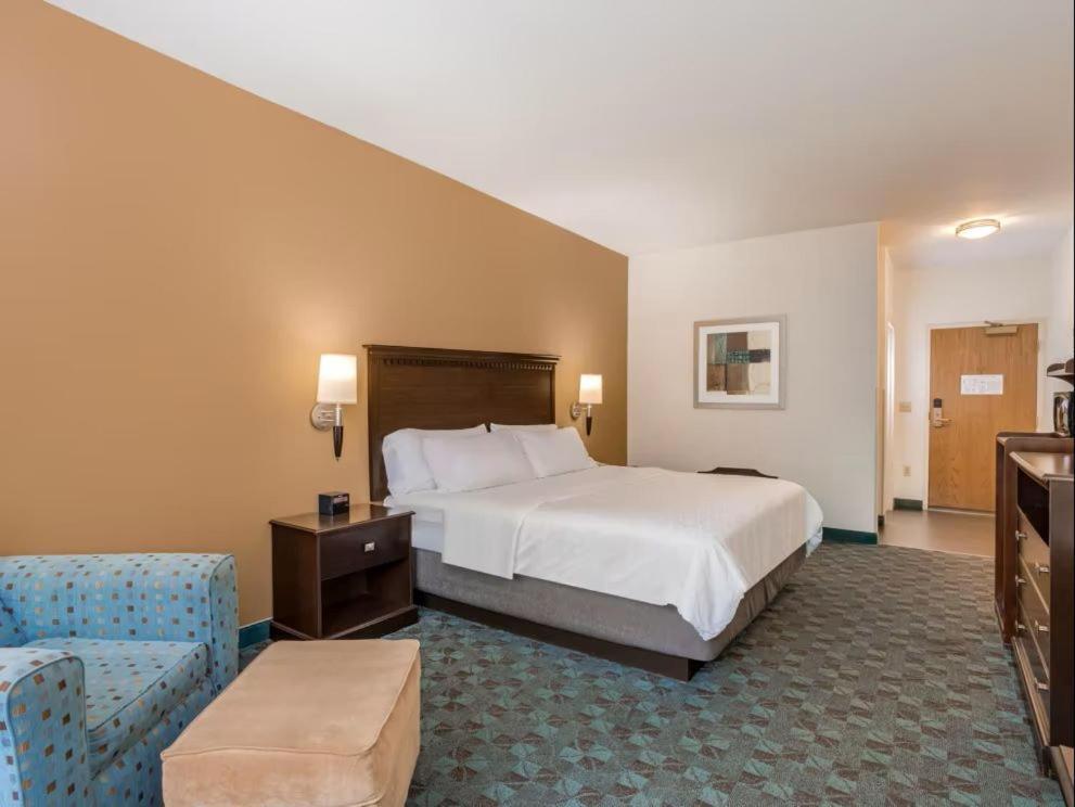 Holiday Inn Express & Suites - Canton By Ihg Dış mekan fotoğraf